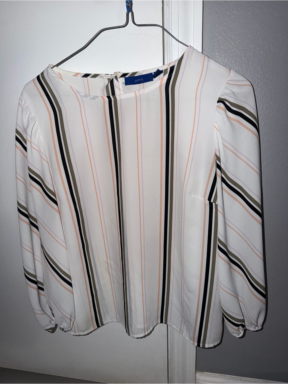 Apt. 9 White Striped Long-Sleeve Blouse